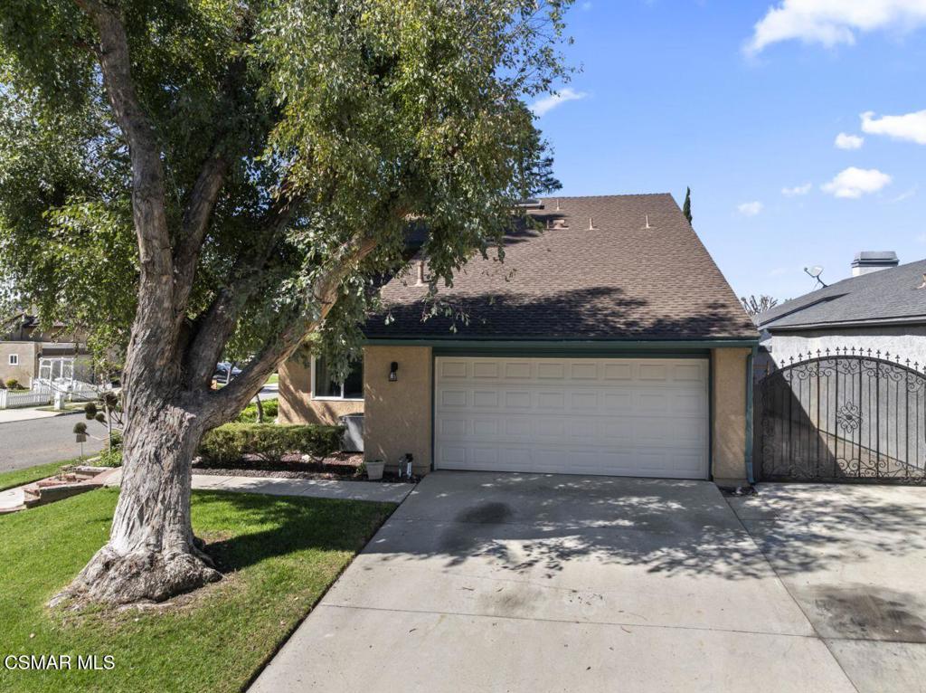 2461 Pinewood Place Simi Valley, CA 93065 - Photo 1 of 27