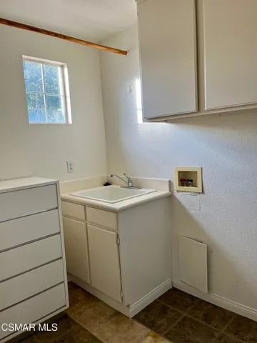 $4,000 | 658 Avenida Magdalena, Camarillo, CA 93010