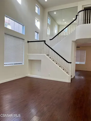 $4,000 | 658 Avenida Magdalena, Camarillo, CA 93010