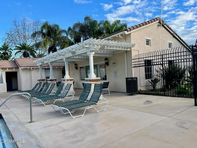 $4,000 | 658 Avenida Magdalena, Camarillo, CA 93010