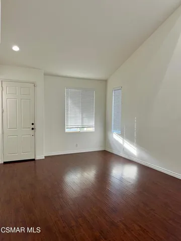 $4,000 | 658 Avenida Magdalena, Camarillo, CA 93010