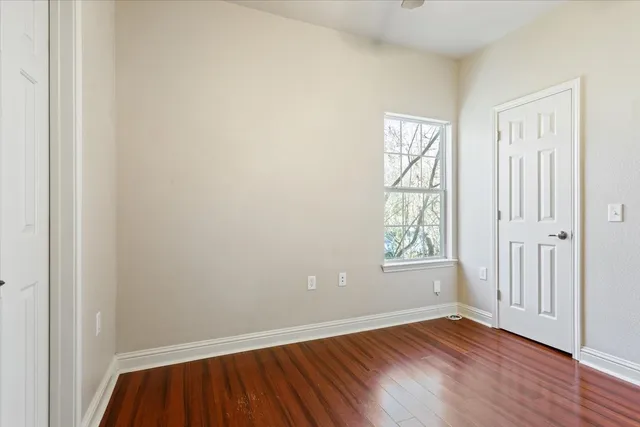 $2,100 | 1210 East M. Franklin Avenue, Unit B, Austin, TX 78721