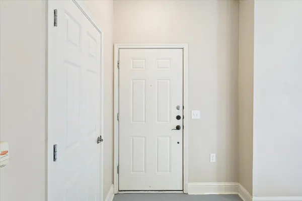 $2,100 | 1210 East M. Franklin Avenue, Unit B, Austin, TX 78721