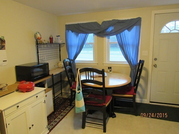47 Swifts Beach Road Wareham, MA 02571 - Photo 7 of 28 Gallery Image 7
