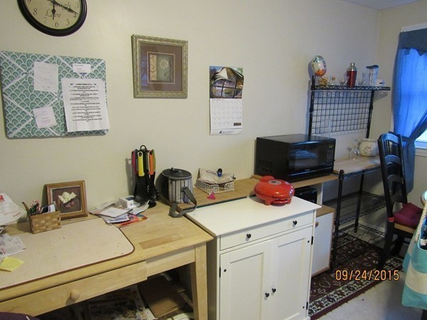 47 Swifts Beach Road Wareham, MA 02571 - Photo 8 of 28 Gallery Image 8