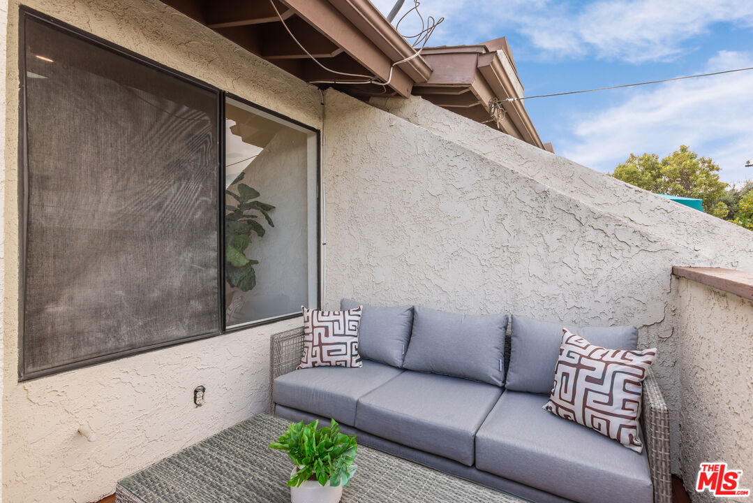 164 West 220th Street, Unit 10 Carson, CA 90745 - Photo 19 of 38