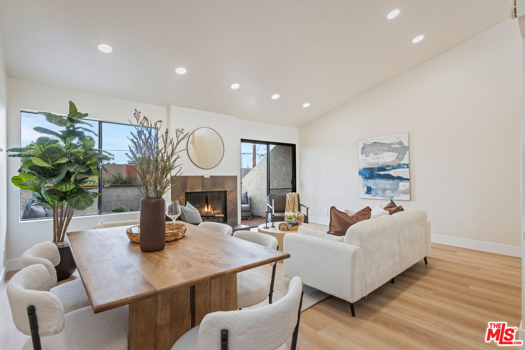 164 West 220th Street, Unit 10 Carson, CA 90745 - Photo 8 of 38