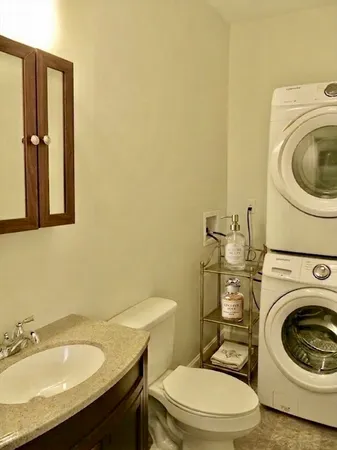$2,900 | 218 Whitman Avenue, Unit 2, Whitman, MA 02382