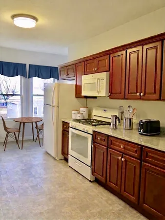 $2,900 | 218 Whitman Avenue, Unit 2, Whitman, MA 02382