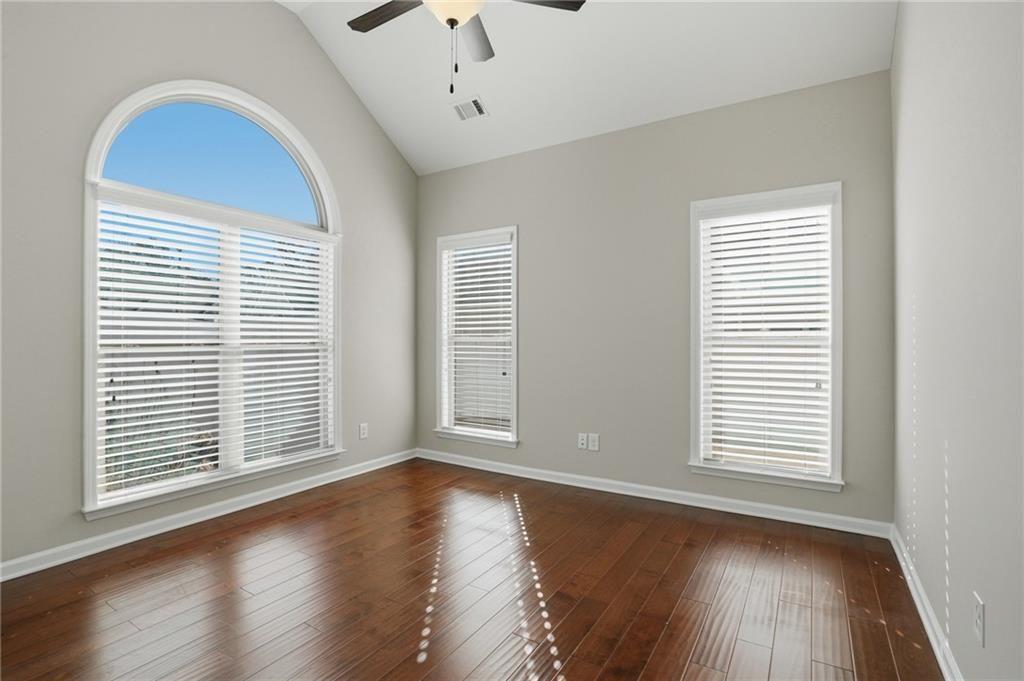 152 Heritage Pointe Woodstock, GA 30189 - Photo 11 of 27