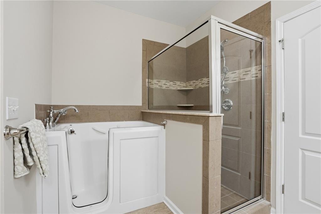 152 Heritage Pointe Woodstock, GA 30189 - Photo 19 of 27