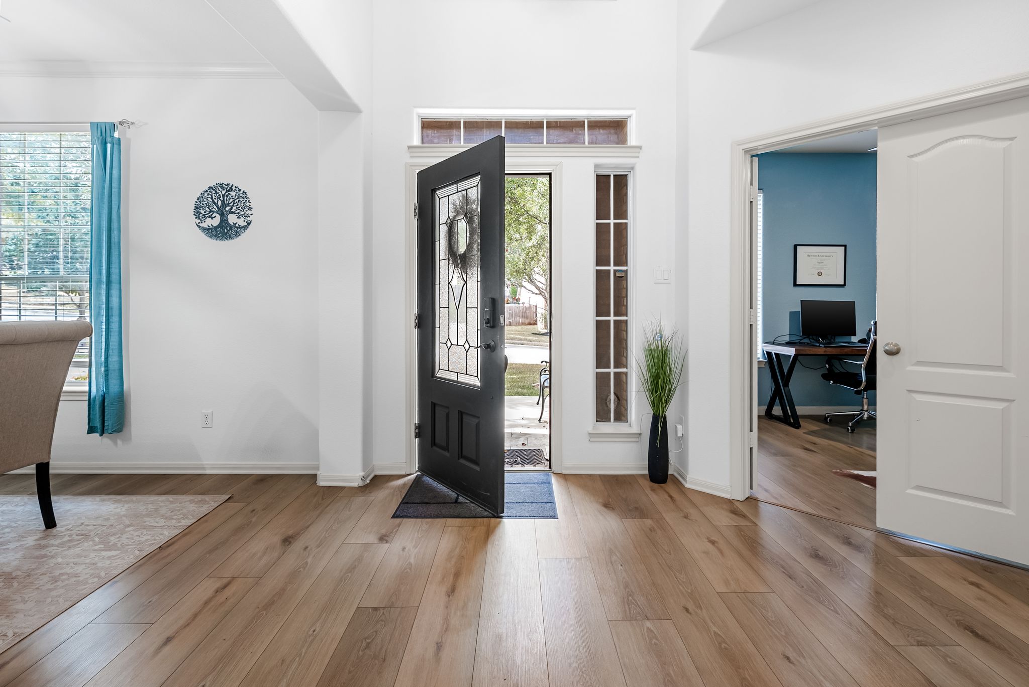 2429 Shire Ridge Drive Austin, TX 78732 - Photo 13 of 39