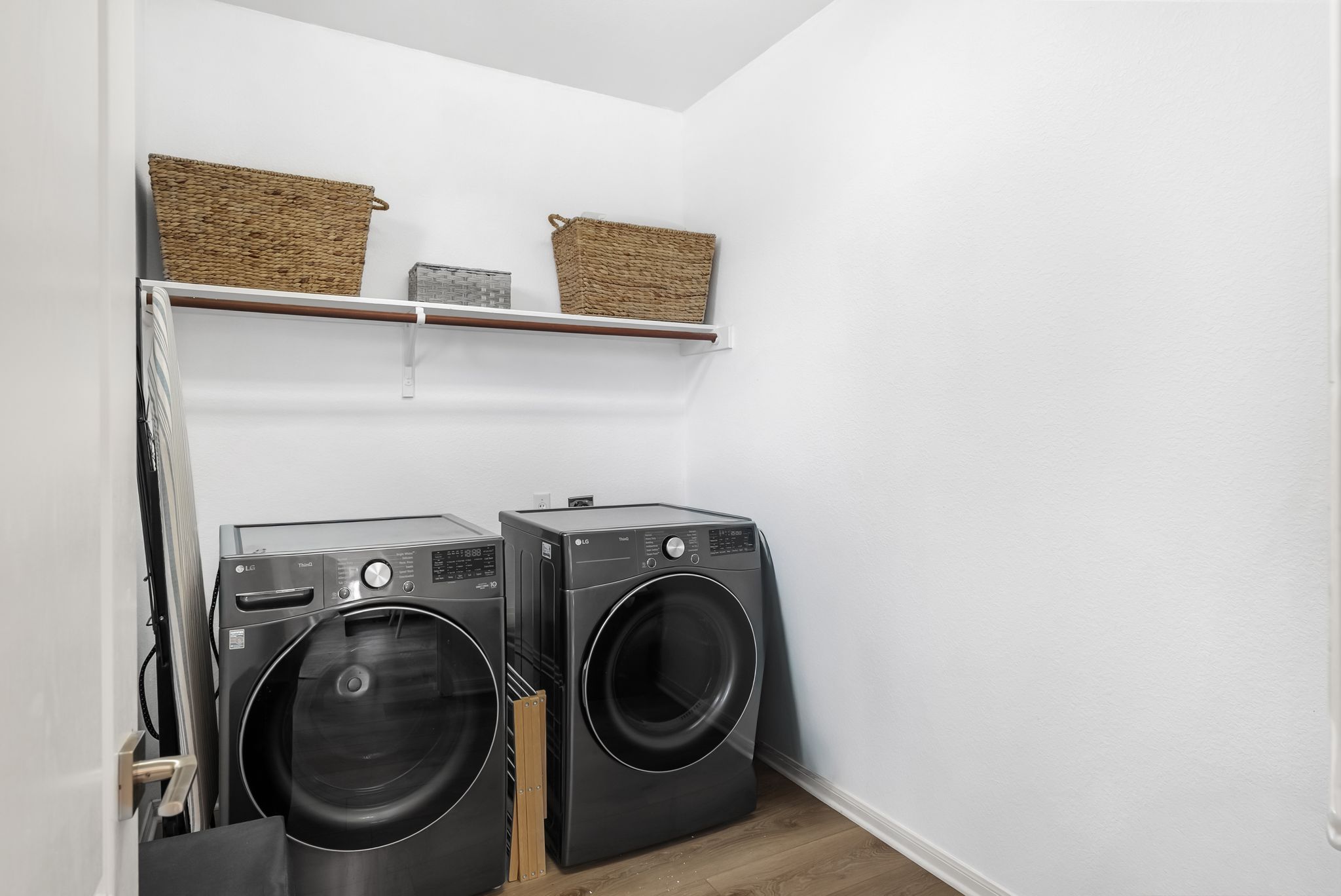 2429 Shire Ridge Drive Austin, TX 78732 - Photo 17 of 39