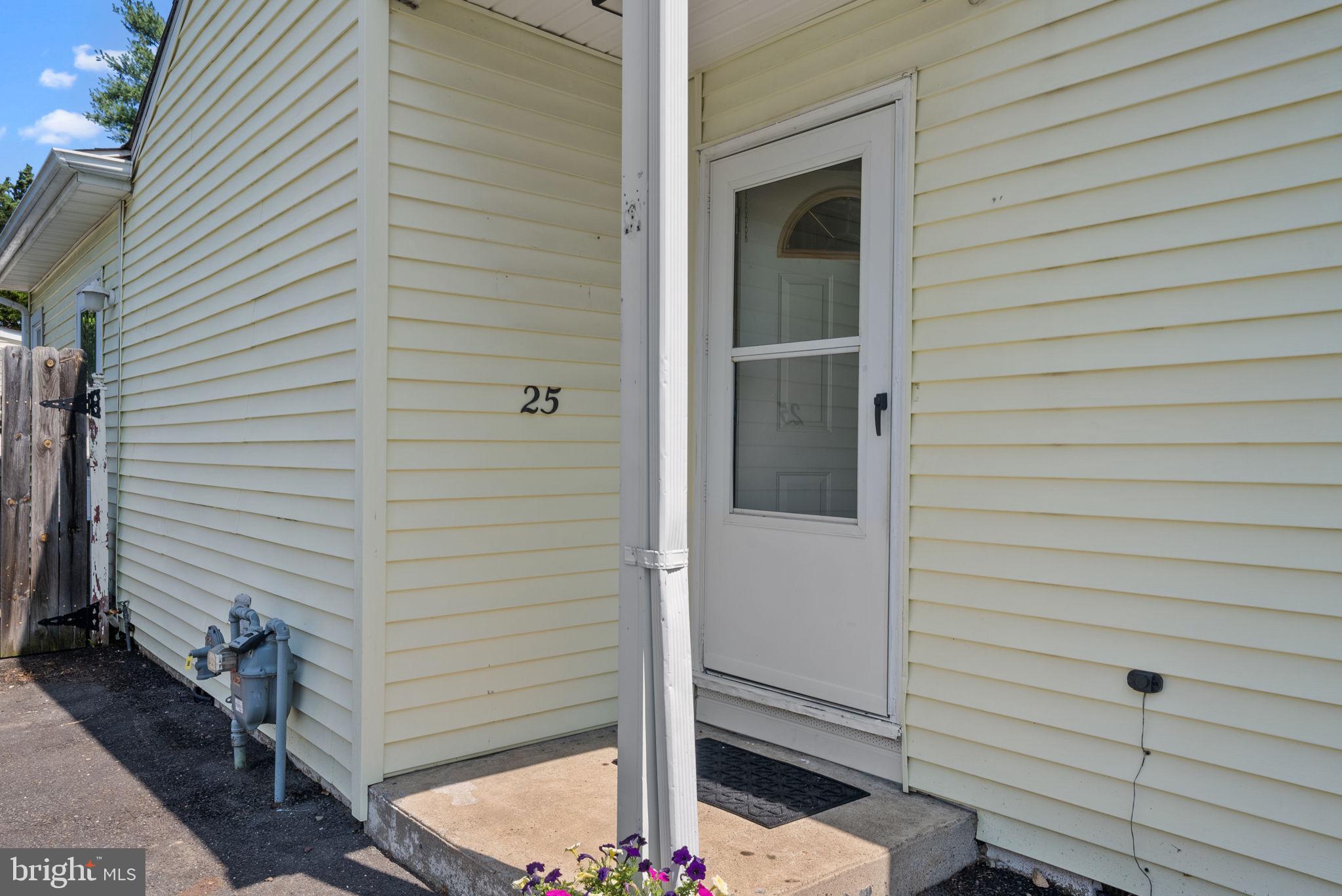 25 Downing Road Ewing, NJ 08628 - Photo 3 of 25