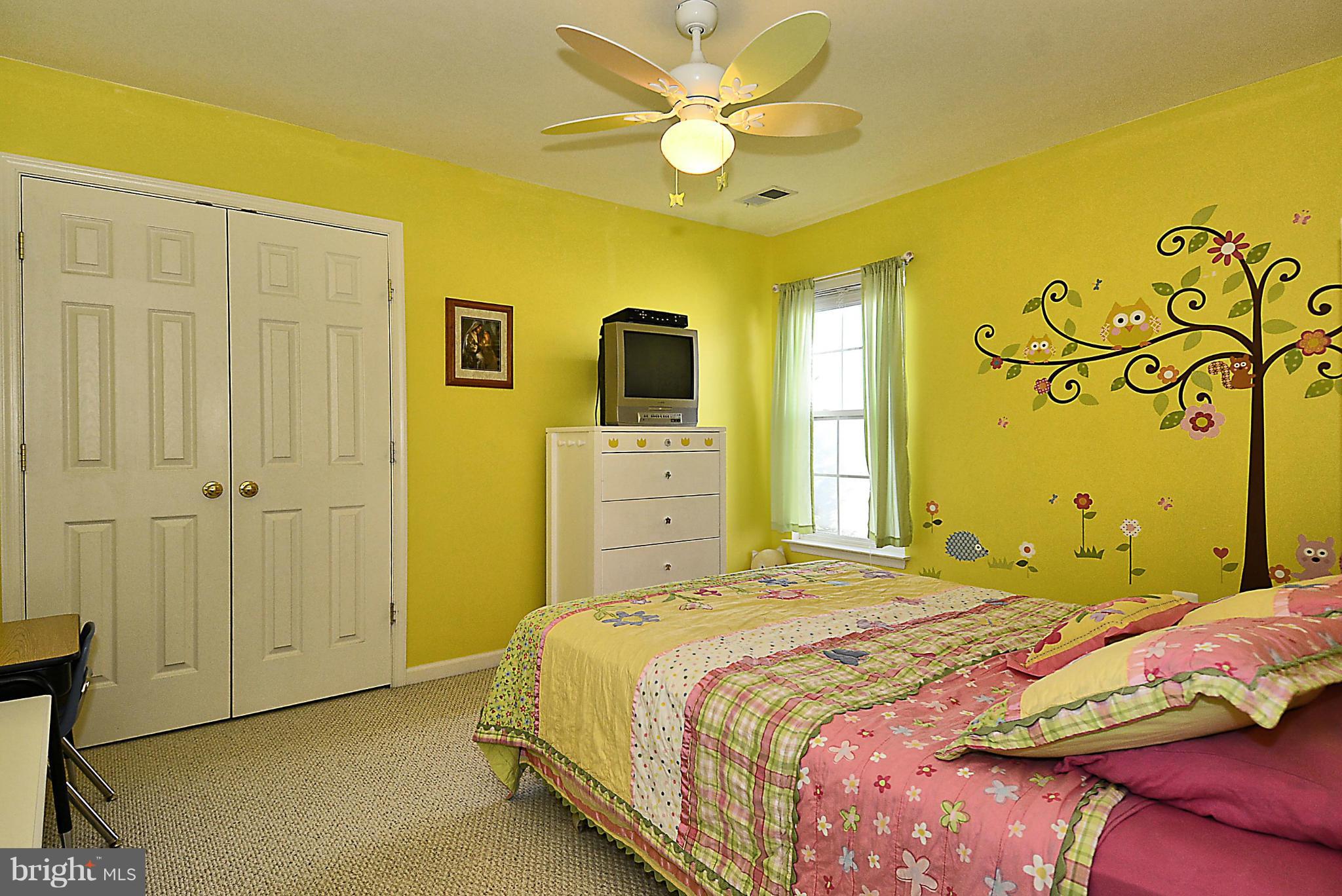 18401 Broad Leaf Road Boyds, MD 20841 - Photo 21 of 30 Bedroom