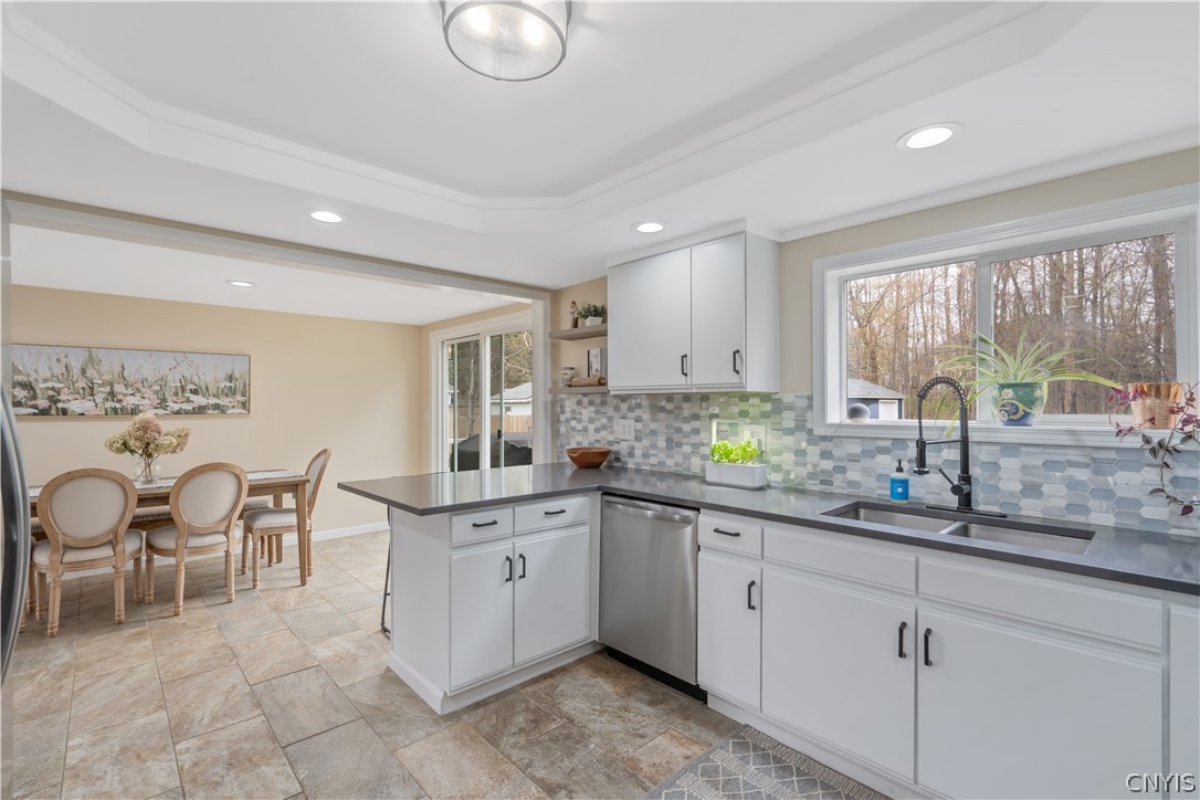 8431 River Road Lysander, NY 13027 - Photo 15 of 46 Kitchen
