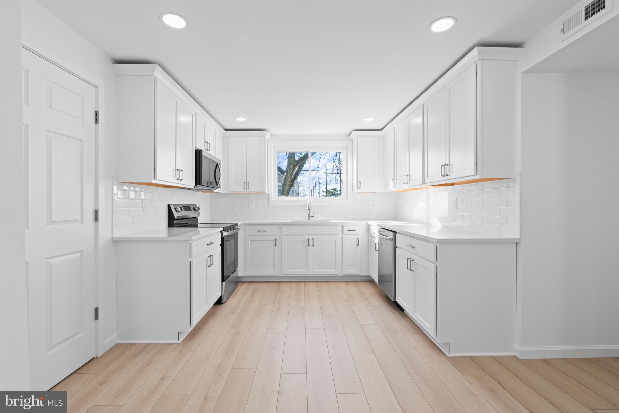 801 Eldridges Hill Road Mullica Hill, NJ 08062 - Photo 6 of 30