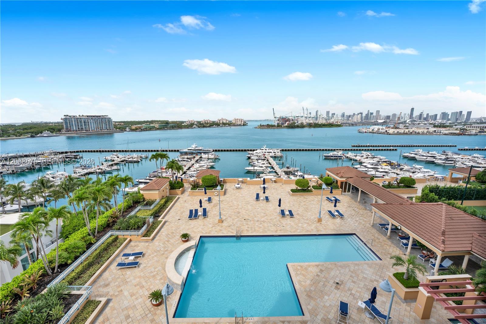 90 Alton Road, Unit 1102 Miami Beach, FL 33139 - Photo 27 of 40 Gallery Image 27