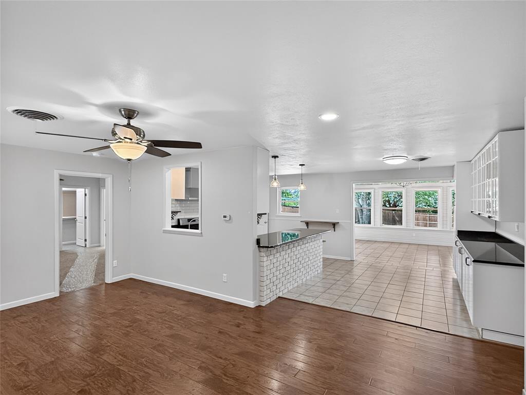 617 Dunaway Lane Azle, TX 76020 - Photo 8 of 33