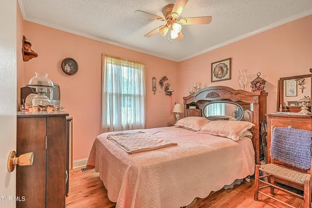 $345,000 | 170 Village Lane, Gray, TN 37615