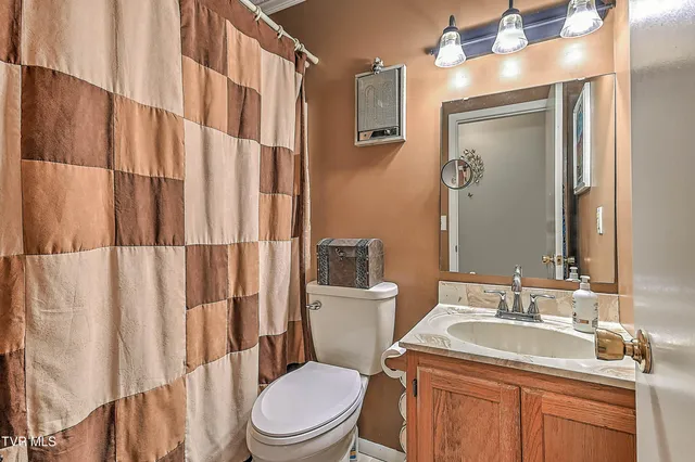 $345,000 | 170 Village Lane, Gray, TN 37615