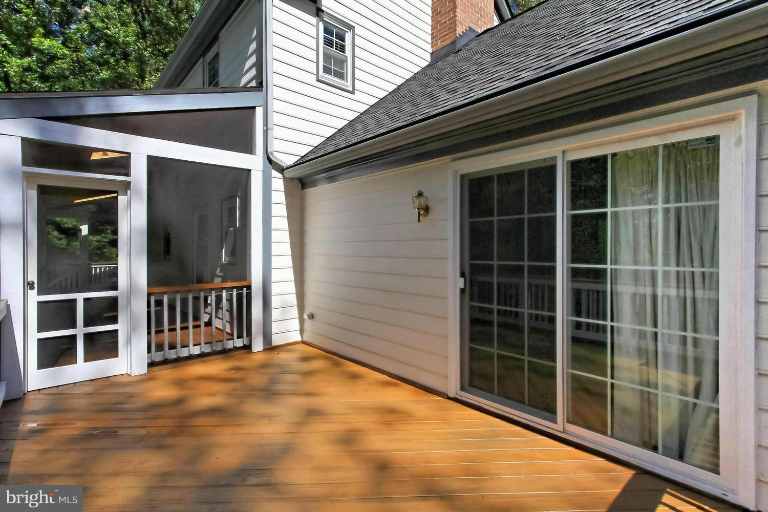 12467 Henderson Road Clifton, VA 20124 - Photo 23 of 30 Exterior (Rear)