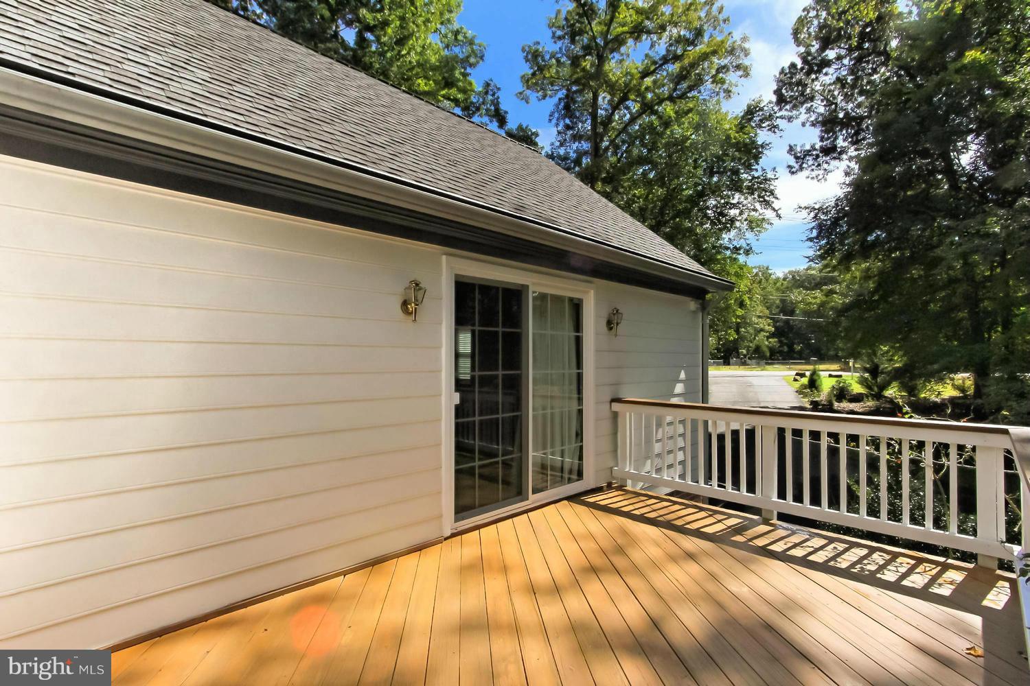 12467 Henderson Road Clifton, VA 20124 - Photo 25 of 30 Exterior (Rear)