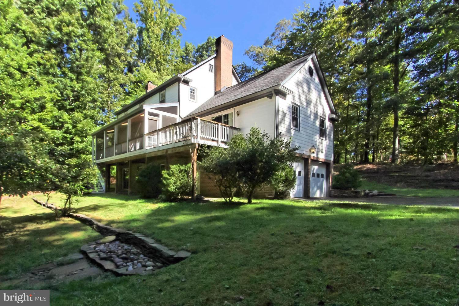 12467 Henderson Road Clifton, VA 20124 - Photo 27 of 30 Exterior (Rear)