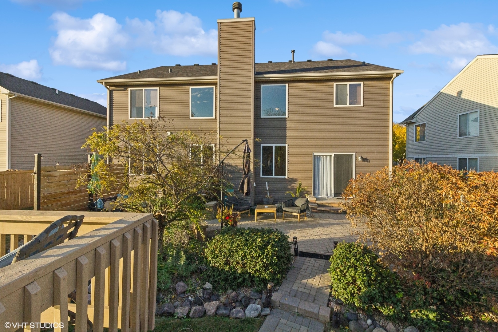 7802 Briarcliff Drive Plainfield, IL 60586 - Photo 19 of 26 a front view of a house with garden