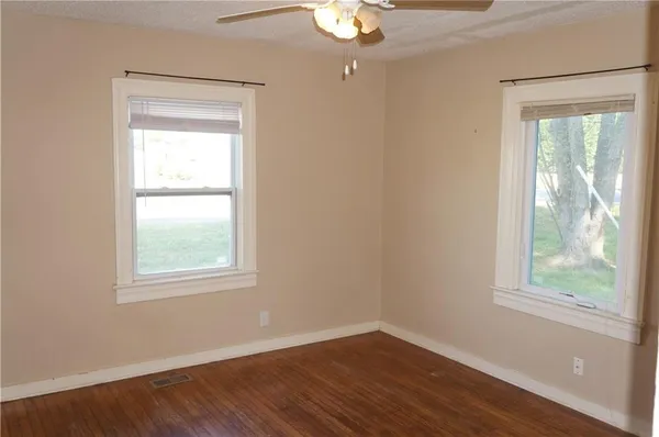 $1,200 | 583 Colonial Circle Southeast, Marietta, GA 30060