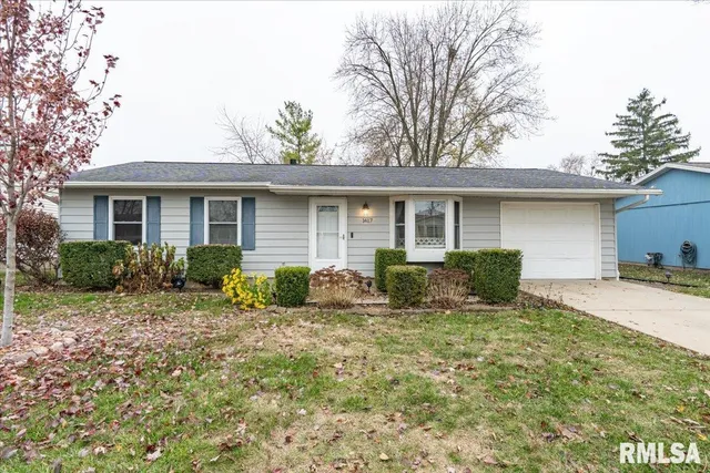 $170,000 | 1417 Dillon Drive, Normal, IL 61761