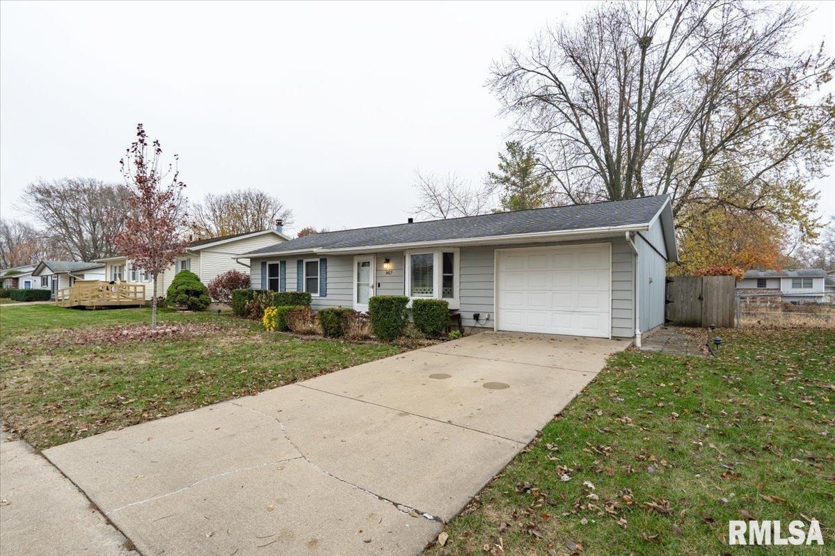 1417 Dillon Drive Normal, IL 61761 - Photo 2 of 27