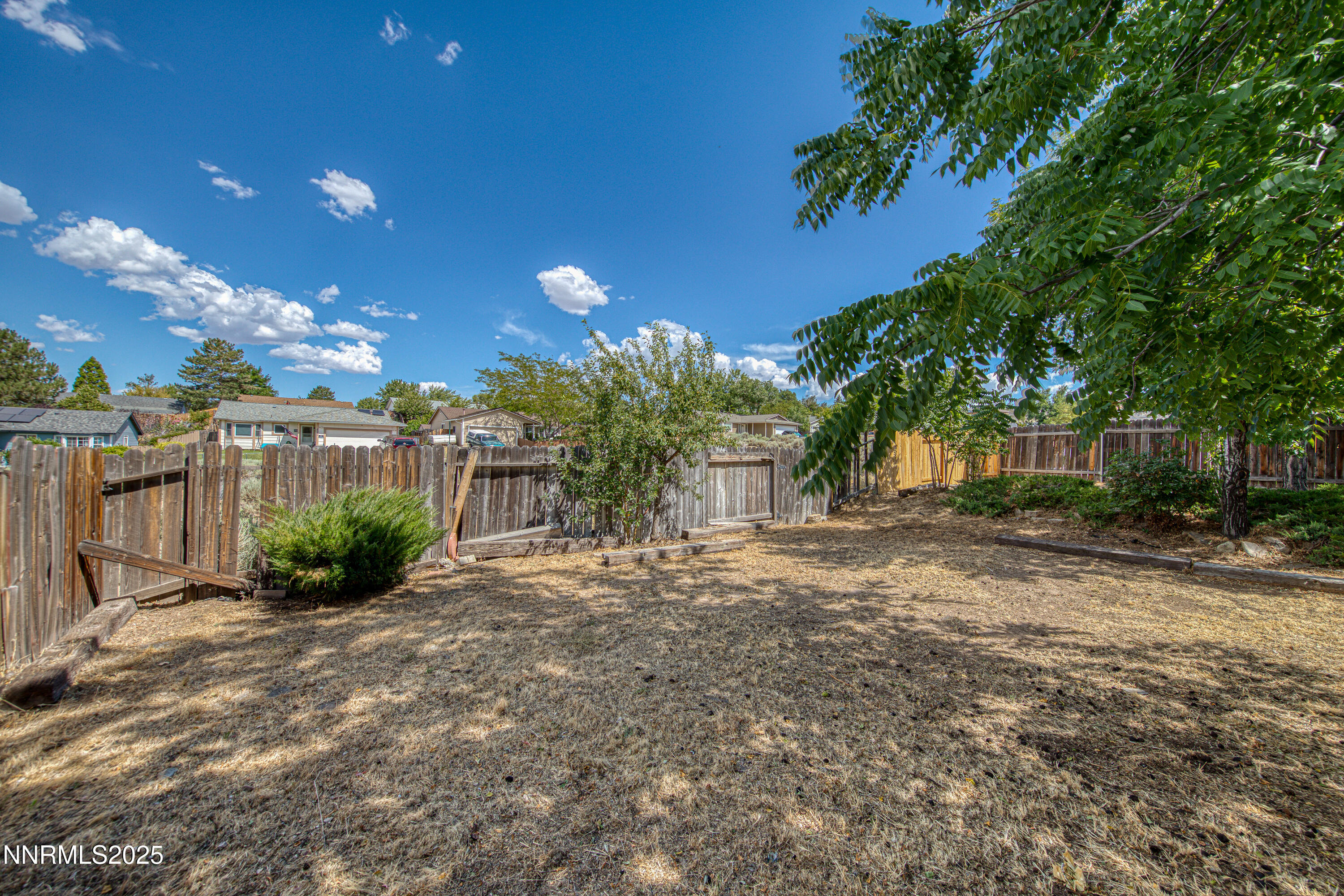 8664 Piper Place Reno, NV 89506 - Photo 30 of 36 PiperLn8664-032