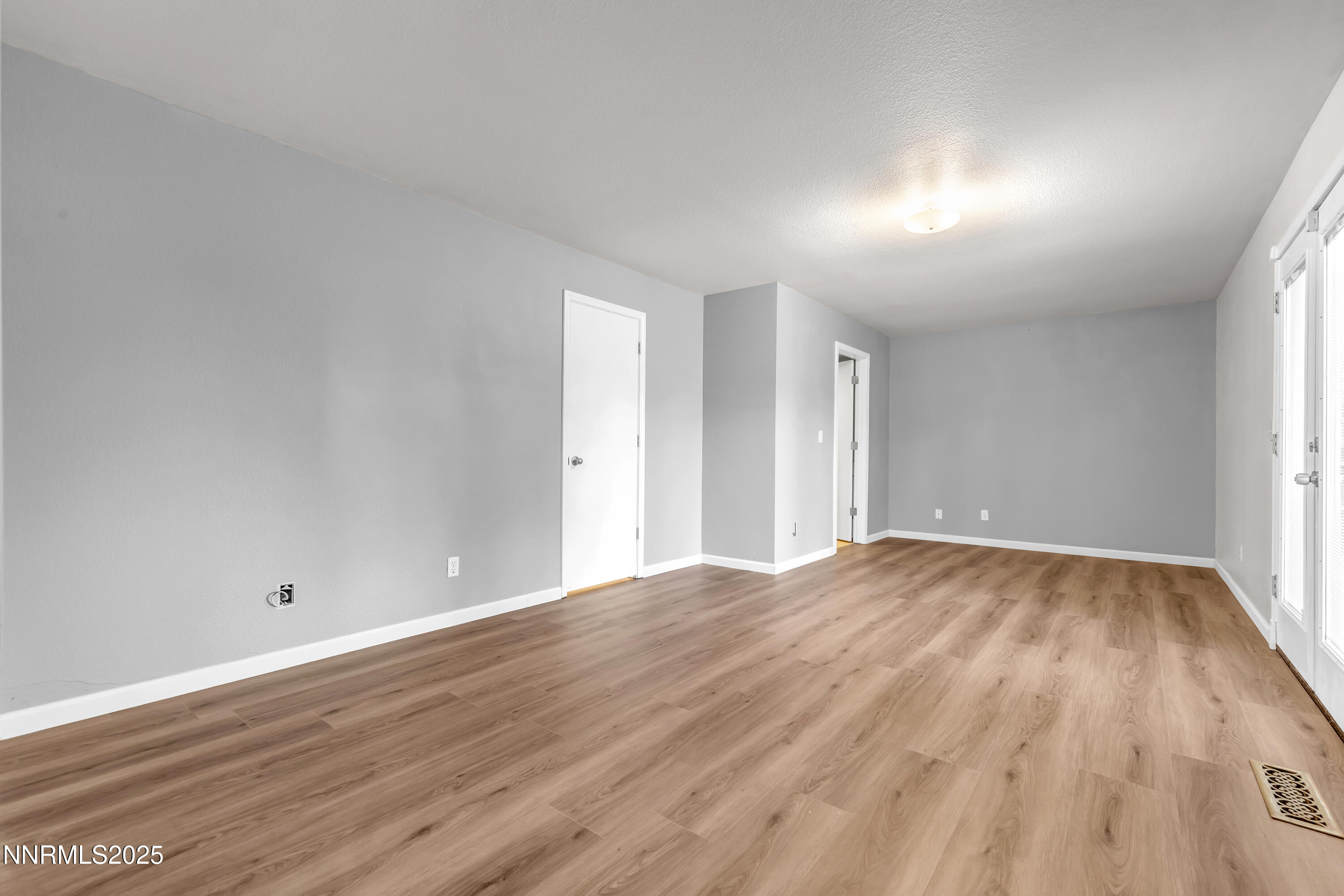 8664 Piper Place Reno, NV 89506 - Photo 10 of 36 Piper8664-011