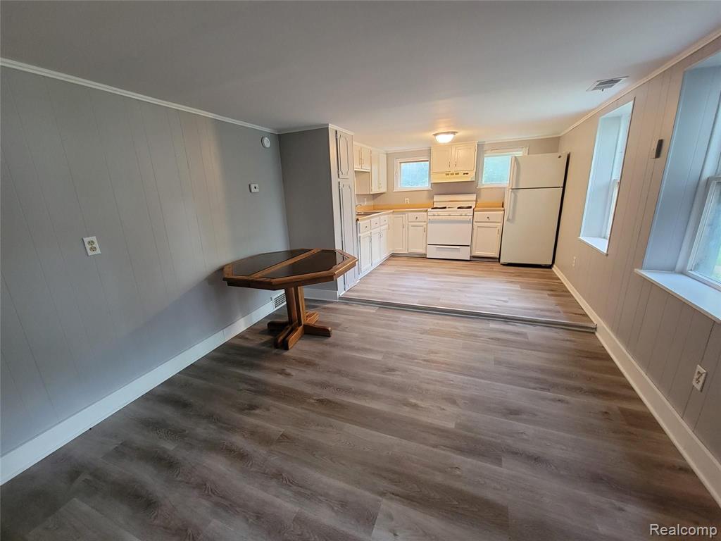 137 Coleman Drive, Unit 2 Waterford, MI 48328 - Photo 8 of 12