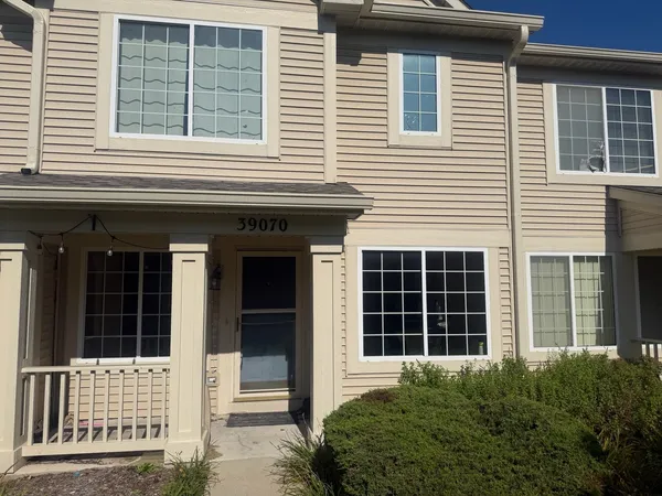 $240,000 | 39070 Welsh Lane, Beach Park, IL 60087