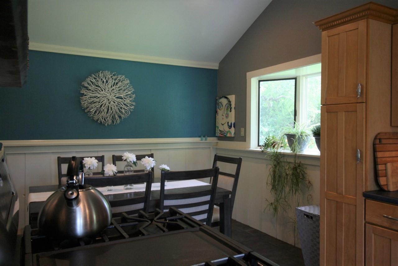 109 West Meadow Road Thomaston, ME 04861 - Photo 5 of 36 dining angle