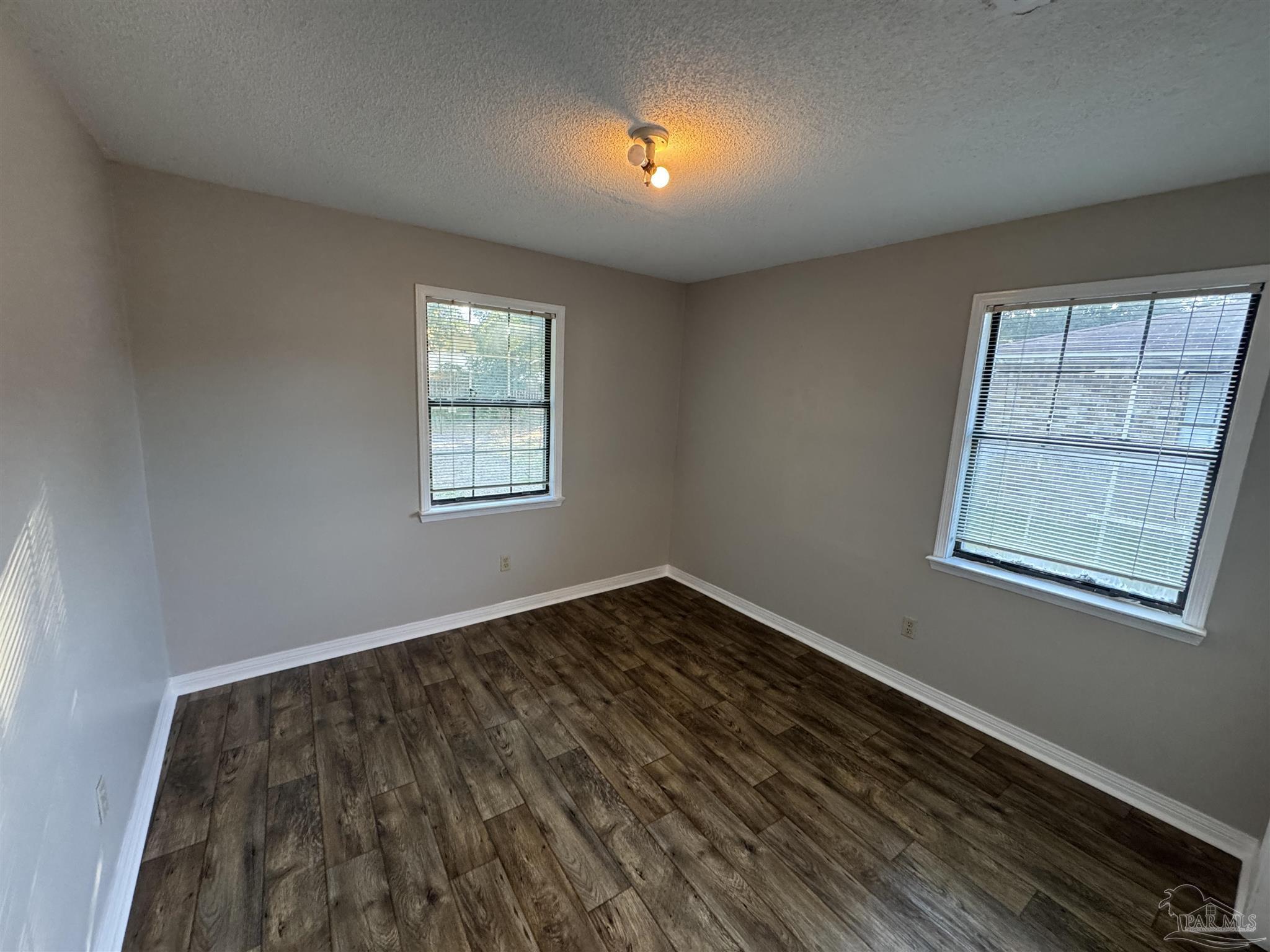 6413 Kennington Circle Milton, FL 32570 - Photo 11 of 16