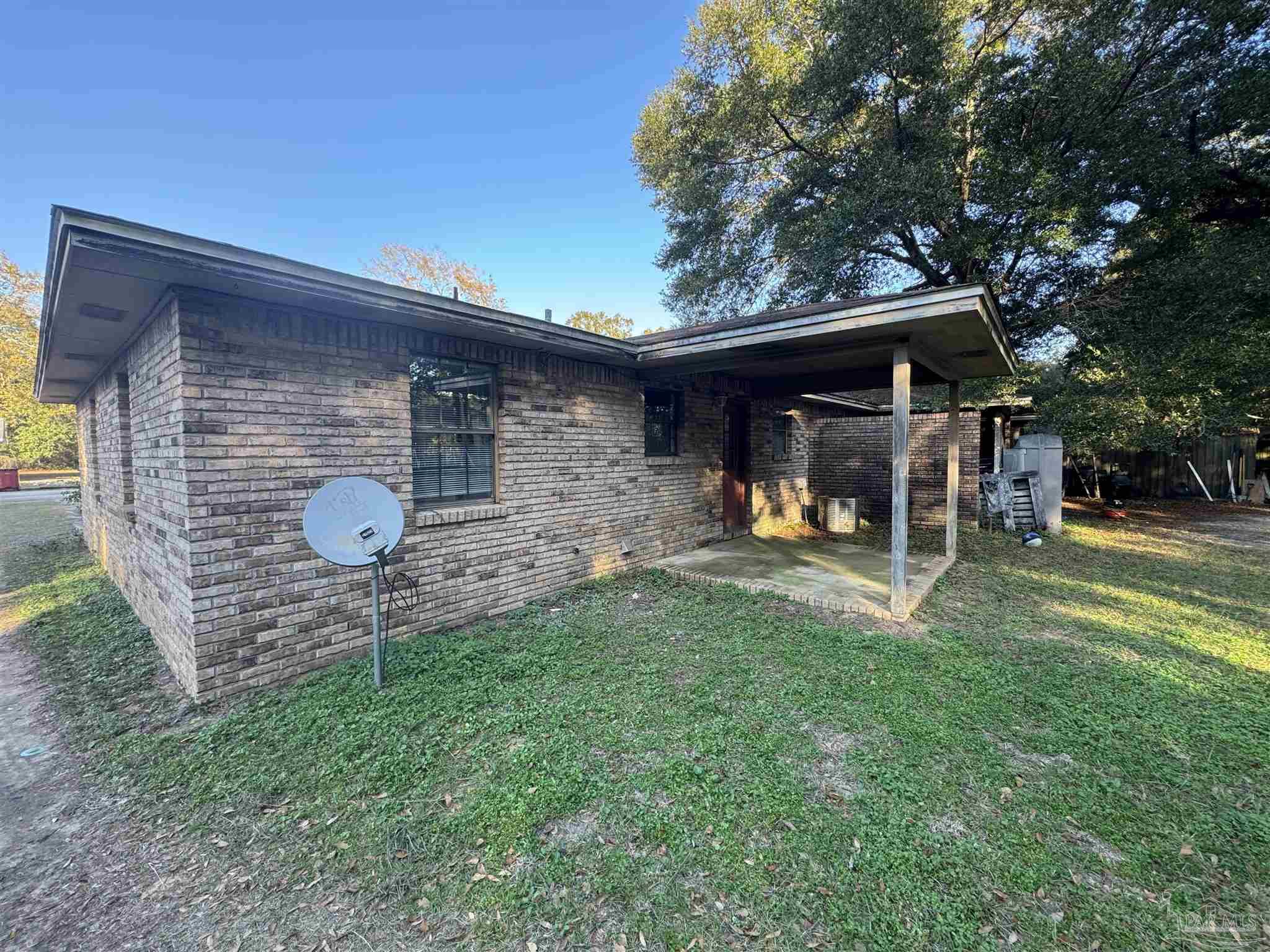 6413 Kennington Circle Milton, FL 32570 - Photo 13 of 16