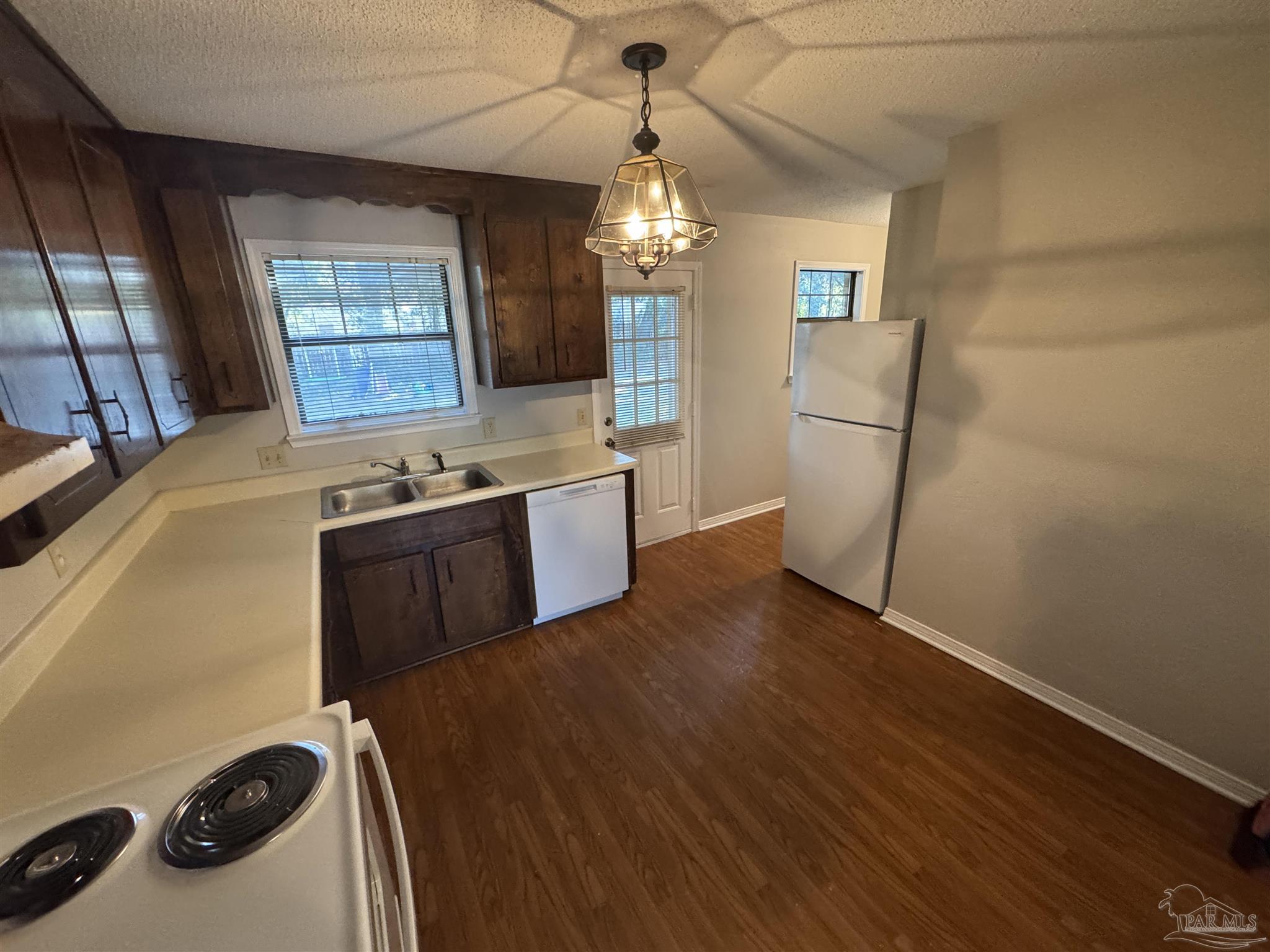 6413 Kennington Circle Milton, FL 32570 - Photo 5 of 16