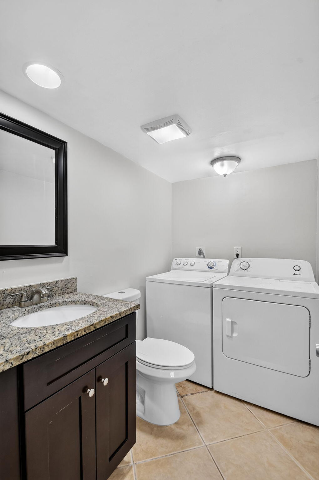 744 Springdale Circle Palm Springs, FL 33461 - Photo 12 of 40 24-web-or-mls-DSC_4081