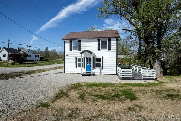$195,000 | 200 11th Street, Crocker, MO 65452