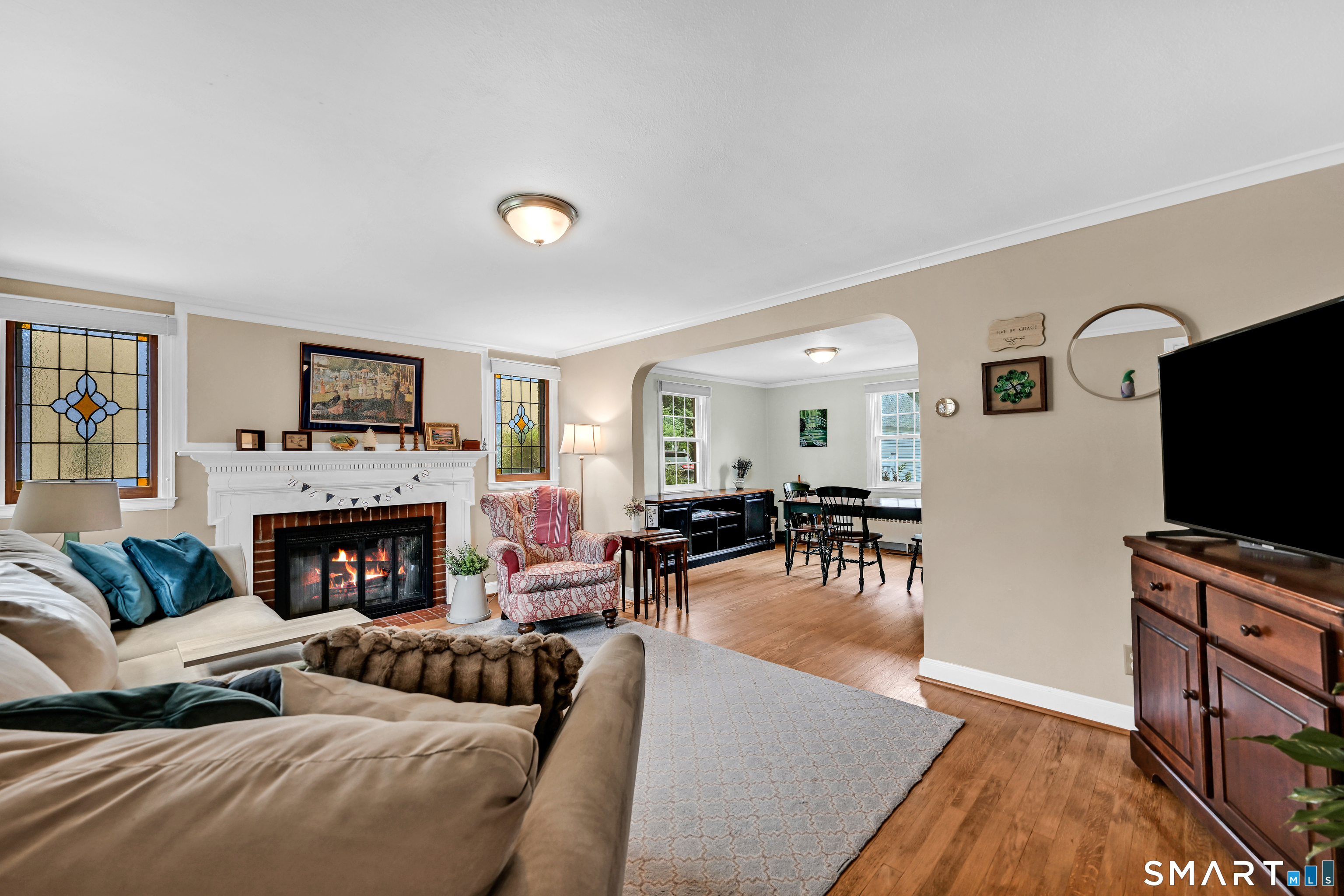 37 Chamberlain Road Wethersfield, CT 06109 - Photo 5 of 27 opens to dining room