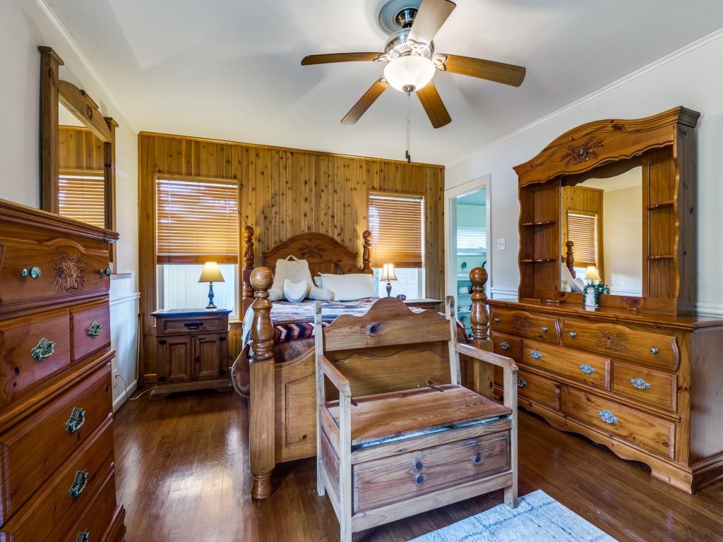 111 County Road 2806 Mabank, TX 75147 - Photo 16 of 40 a living room with furniture and a large window