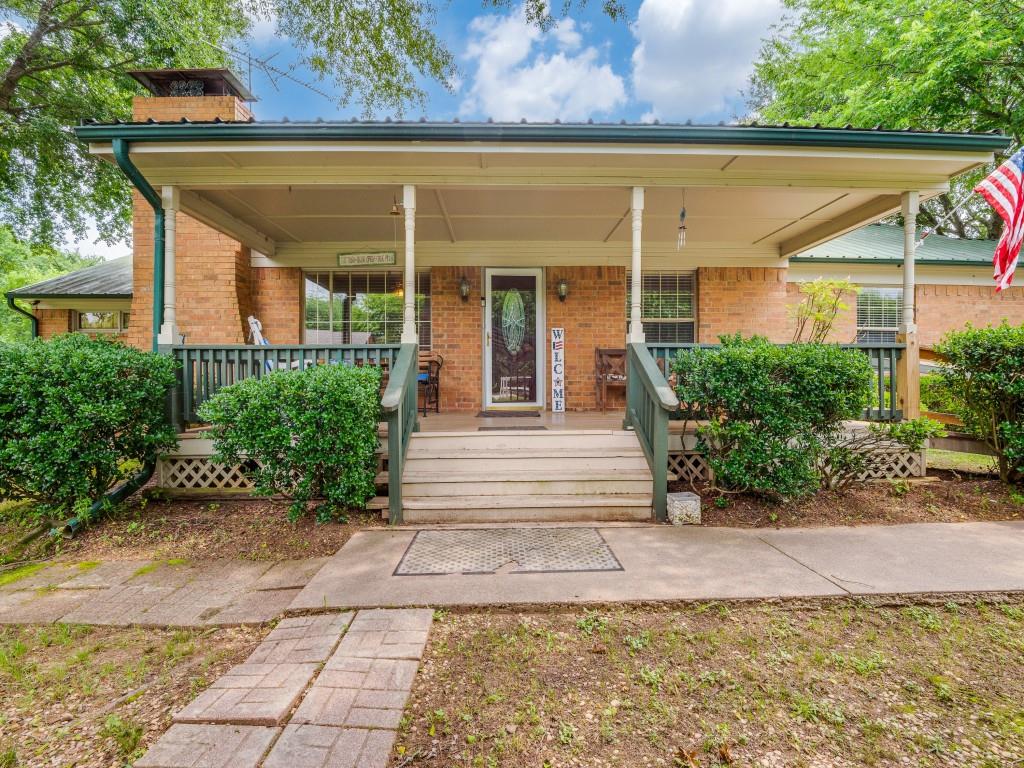 111 County Road 2806 Mabank, TX 75147 - Photo 2 of 40 front view of a house