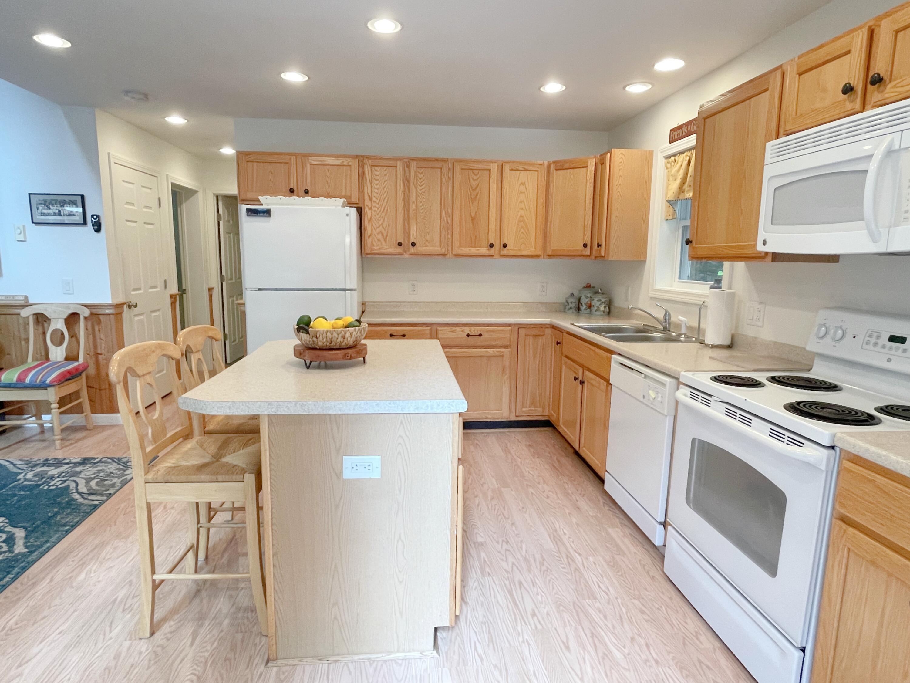 9 Juniper Circle Standish, ME 04084 - Photo 9 of 29 Kitchen1