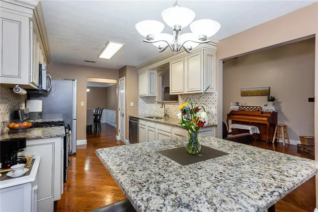 $369,900 | 1400 Wilkes Crest Drive Northeast, Dacula, GA 30019