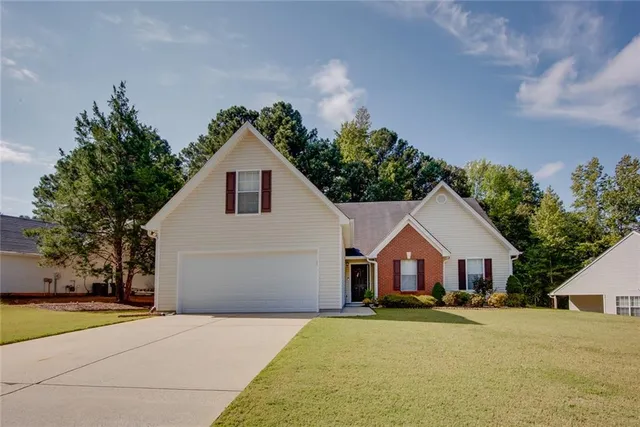 $369,900 | 1400 Wilkes Crest Drive Northeast, Dacula, GA 30019