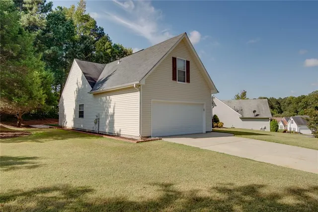 $369,900 | 1400 Wilkes Crest Drive Northeast, Dacula, GA 30019