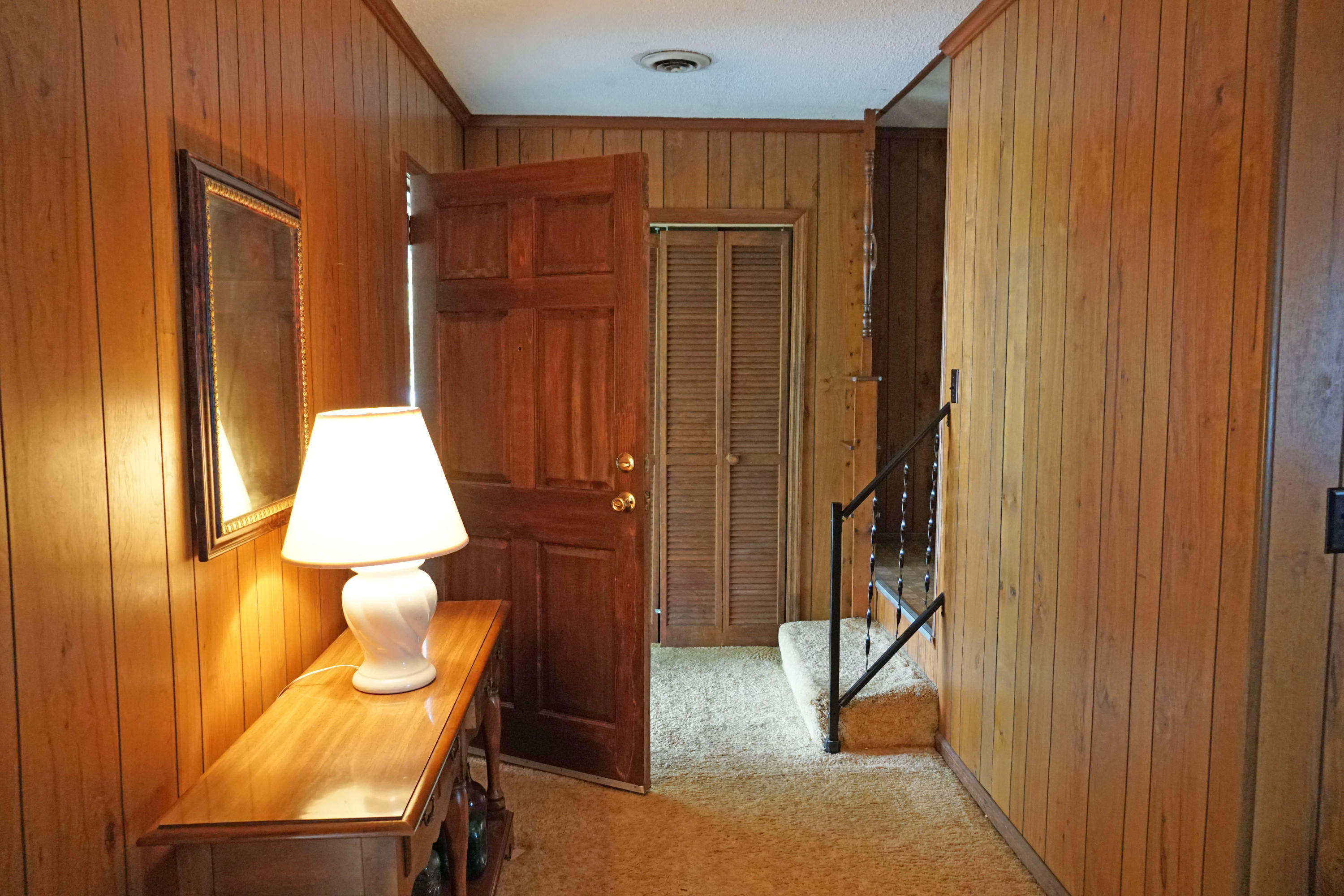 595 Dantzler Street Elloree, SC 29047 - Photo 23 of 36 D hallway